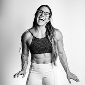 University of Miami on X: Graduating with a Doctorate in Physical Therapy  this week, @umiamimedicine student Stefanie Cohen doubles as record-holding  powerlifter.  #umiami #canegrad   / X