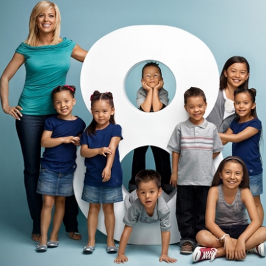 Kate plus. Кейт плюс 8. Джон и Кейт плюс 8. Кейт плюс Эйт. Джон и Кейт плюс 8 сейчас.