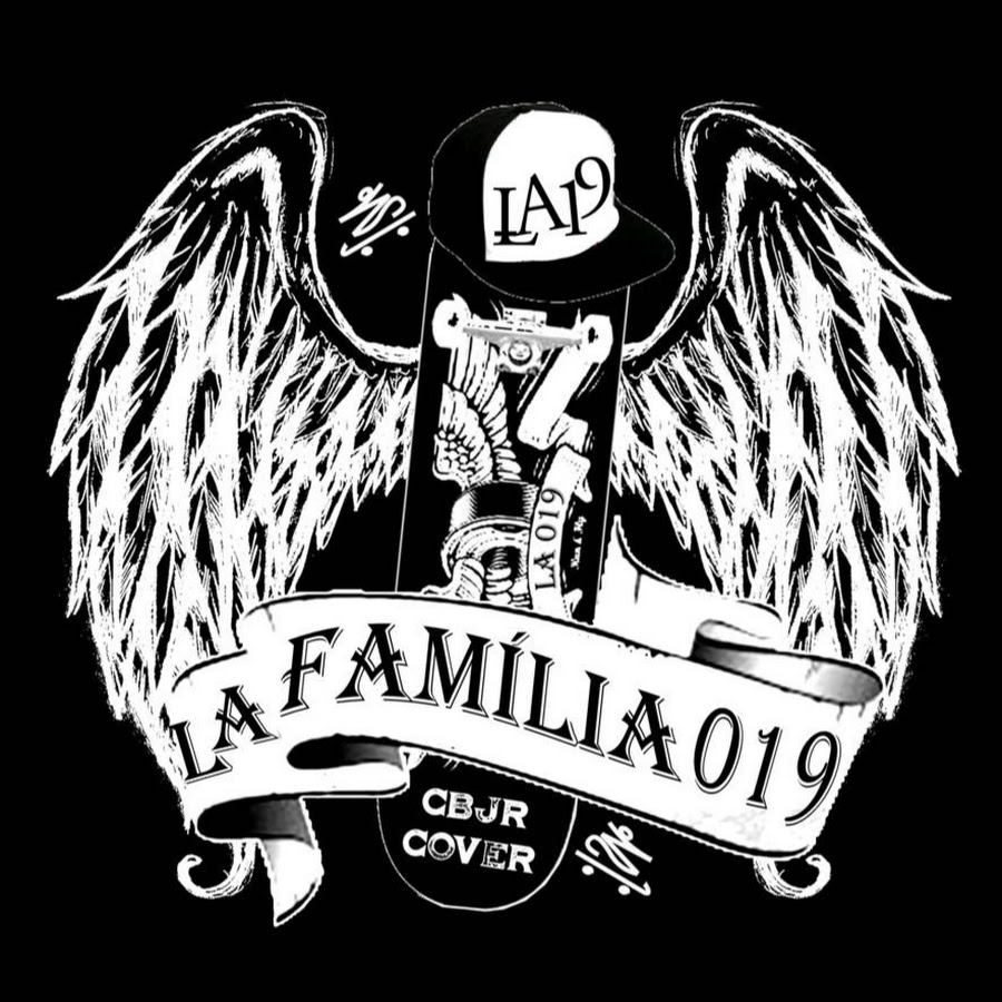 La familia. La familia надпись. La familia красивая надпись. Ла Фамилиа винил. La familia Sound.