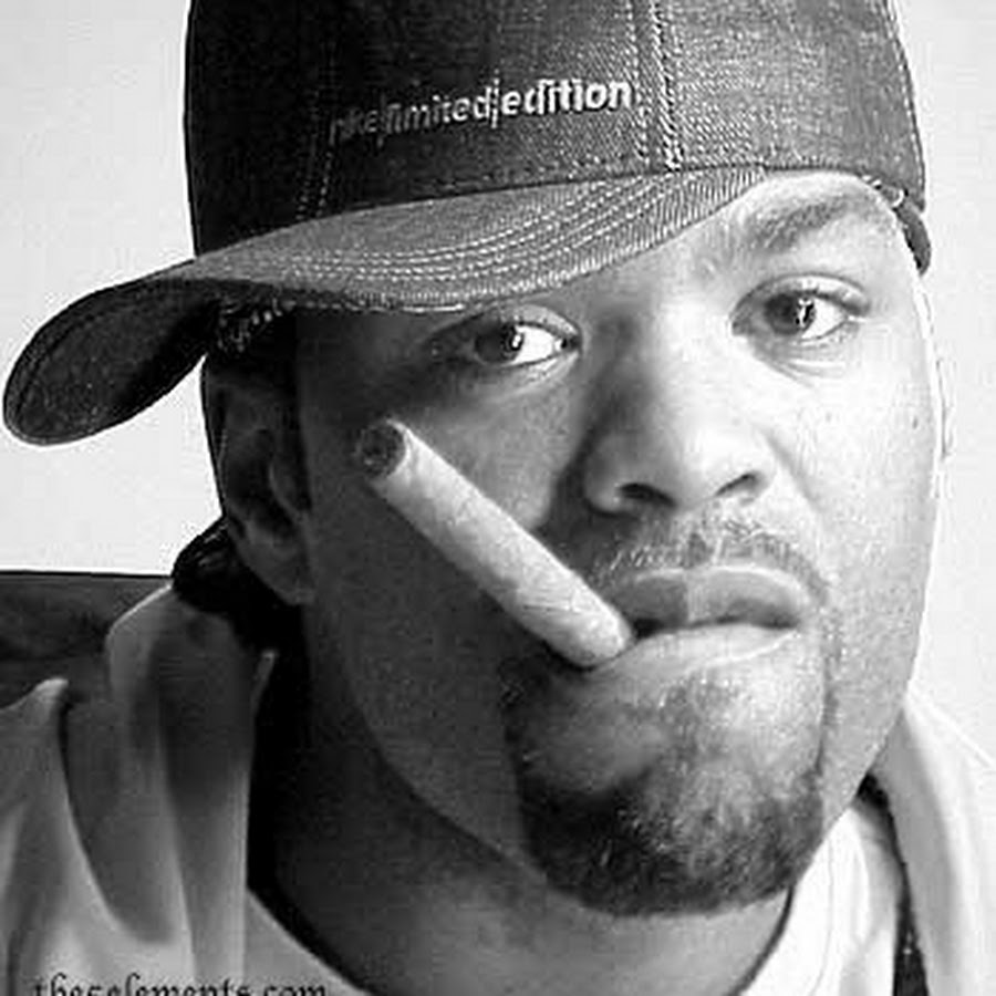 Snoop dogg method man. Blunt Rapper. White Smoke рэпер. Не курили репер. Method man smoking.