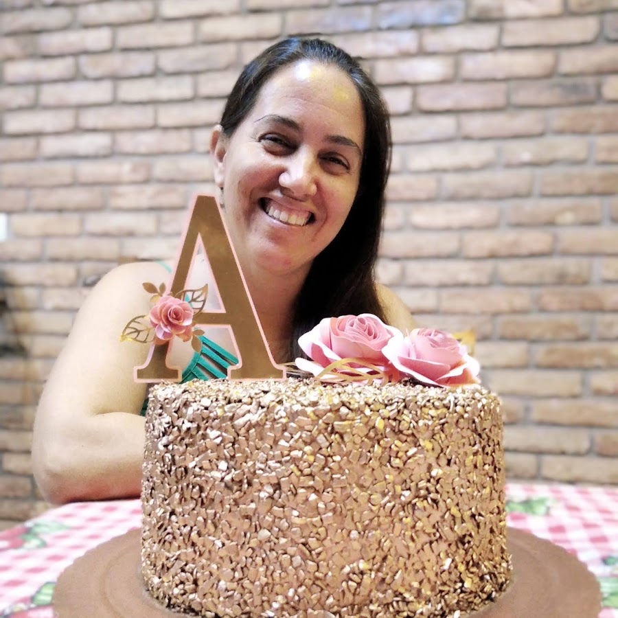 Bolo Princesas 2 kg  Bolo para festa junina, Bolo artesanal, Bolo