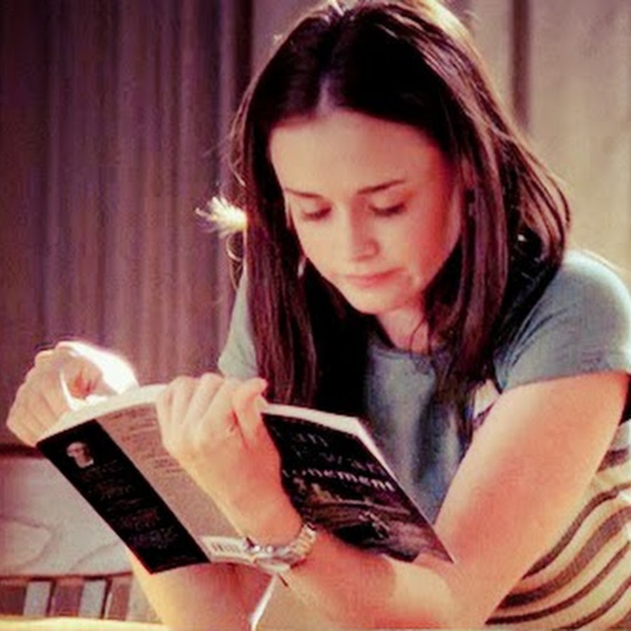 Over mention. Девочки Гилмор книги. Rory Gilmore books. Rory Gilmore book list. Rory Gilmore book Challenge.